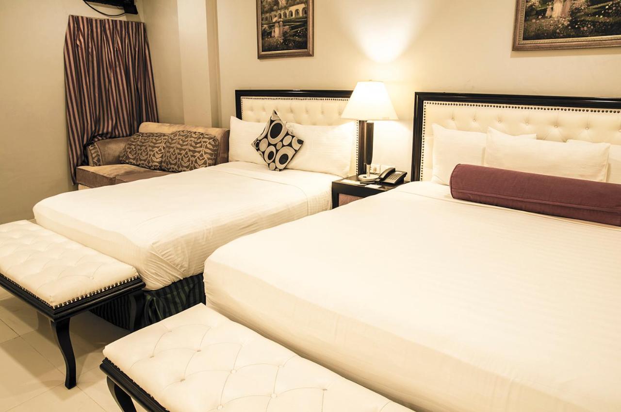 Dreamwave Hotel Ilagan Buitenkant foto